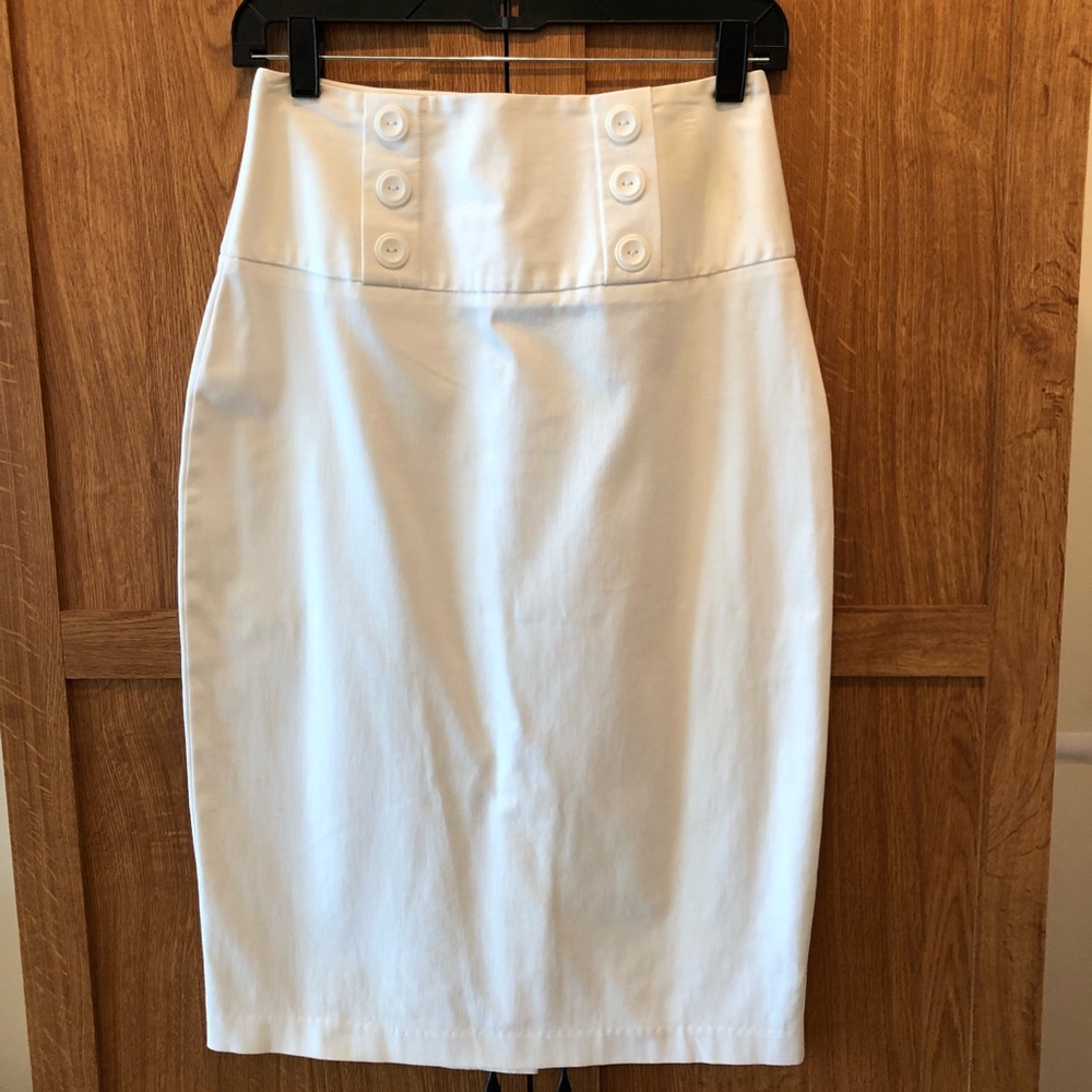 White pencil skirt